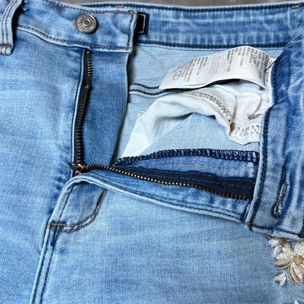 Abercrombie & Fitch High Rise Super Skinny Ankle Jeans 26/2 Floral Embroidered - Picture 9 of 16